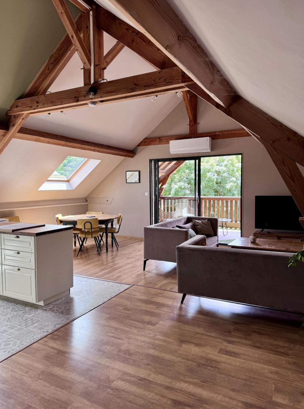 Sur La Dordogne Apartment *
